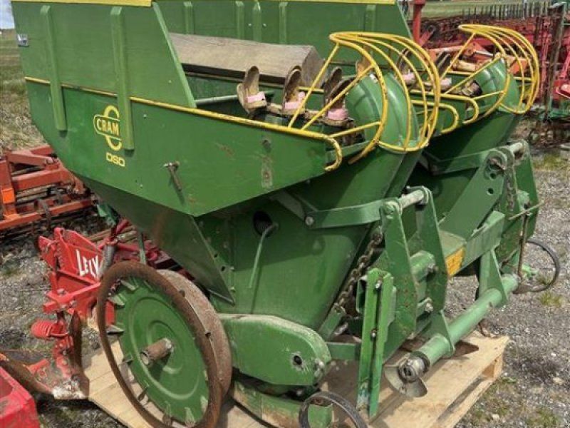 Cramer Kartoffelsetzmaschine 2-Reihig