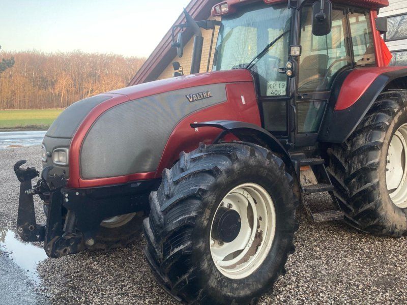 Valtra T140