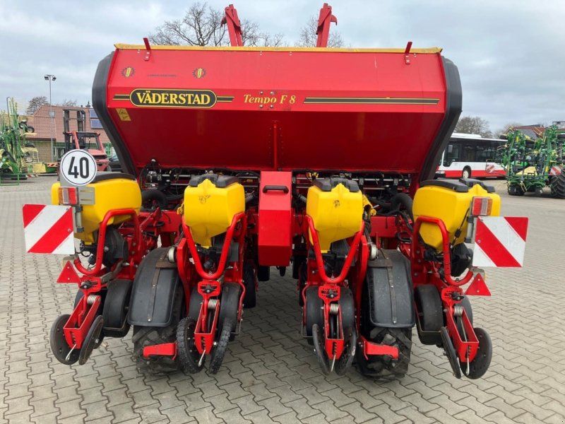 Väderstad TEMPO F 8