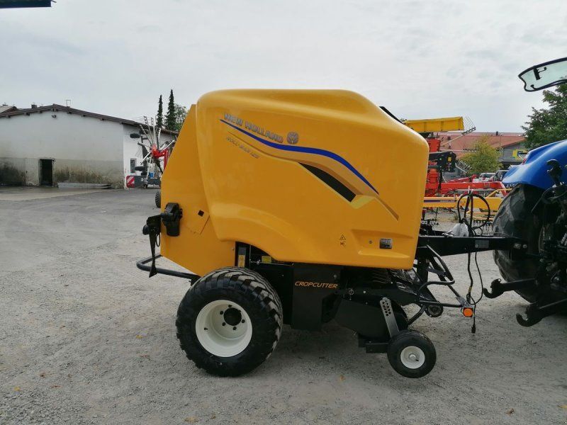 New Holland RB125