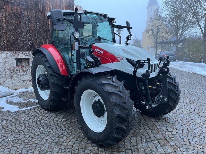 Steyr 4100 Plus
