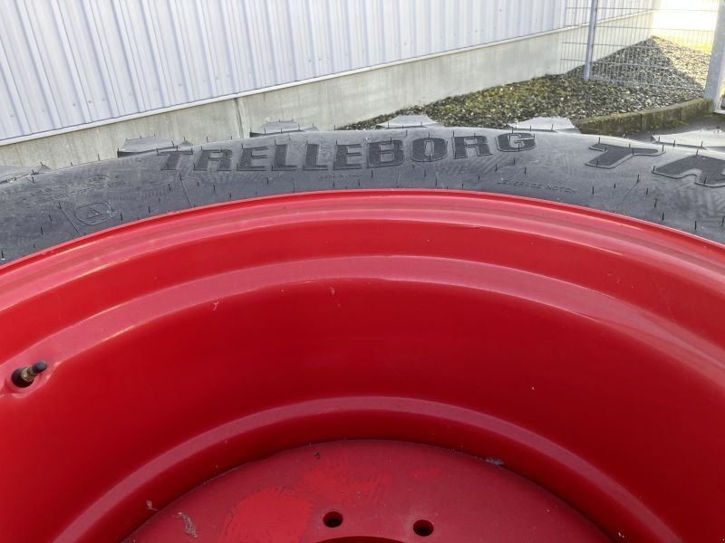 Trelleborg 2X 600/70 R30