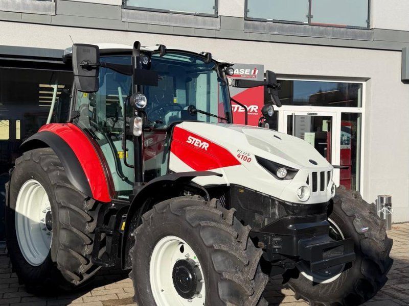 Steyr 4100 Plus