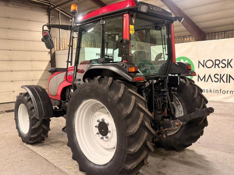 Valtra A85