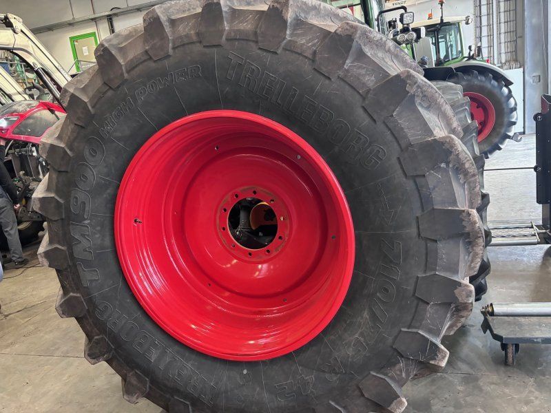 Fendt 600/70R34 u. 710/75R42 175D