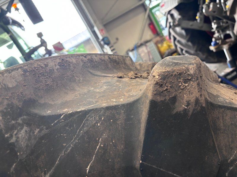 Fendt 600/70R34 u. 710/75R42 175D