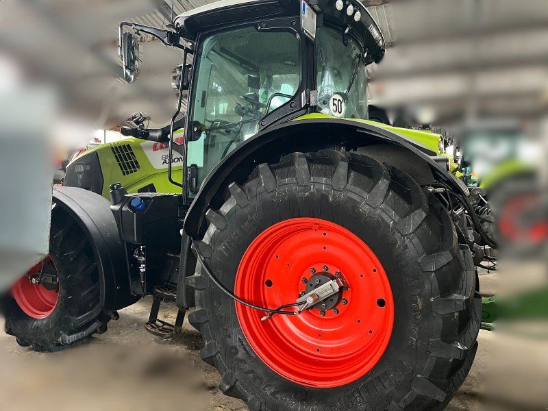Claas AXION 810 CMATIC er AXION 800