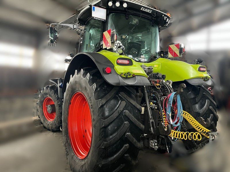 Claas AXION 870 CMATIC er AXION 800