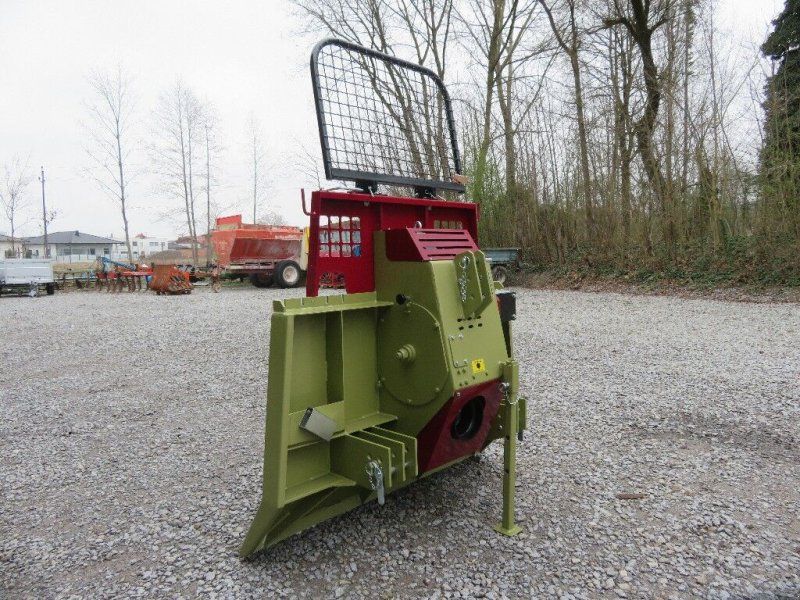 Holzknecht HS 550