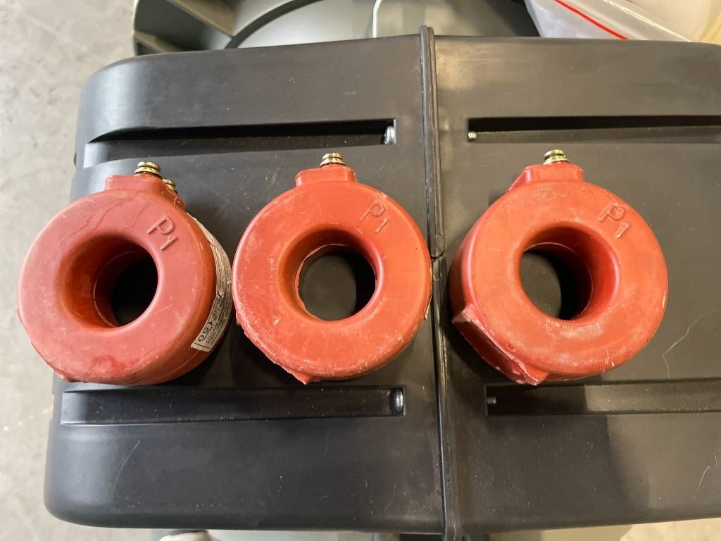 Leroy Somer TAL-A40-FJ 6/4 - 22 kVA alternator - DPX-25093