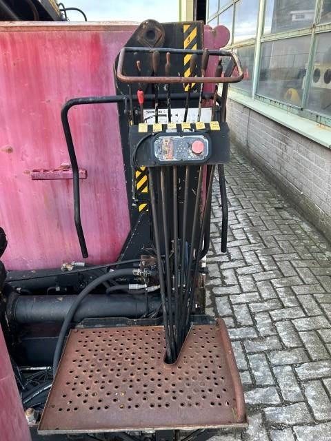 Haakarmsystem met kraan Hiab 102
