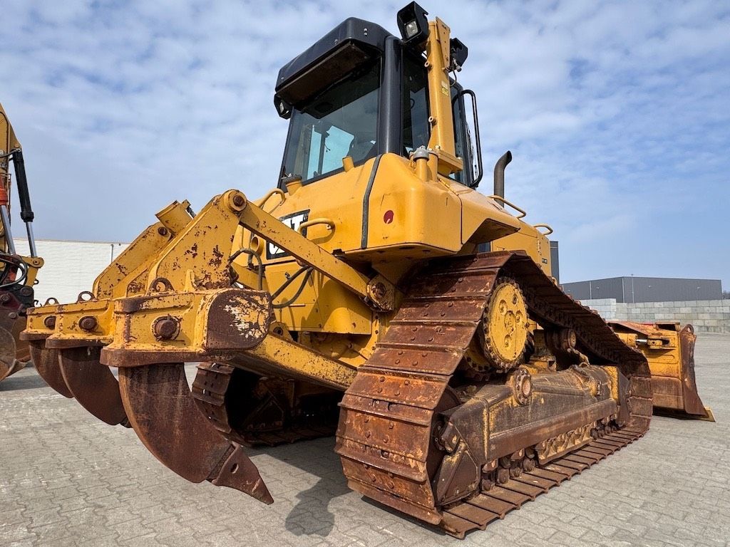 CAT D6N XL