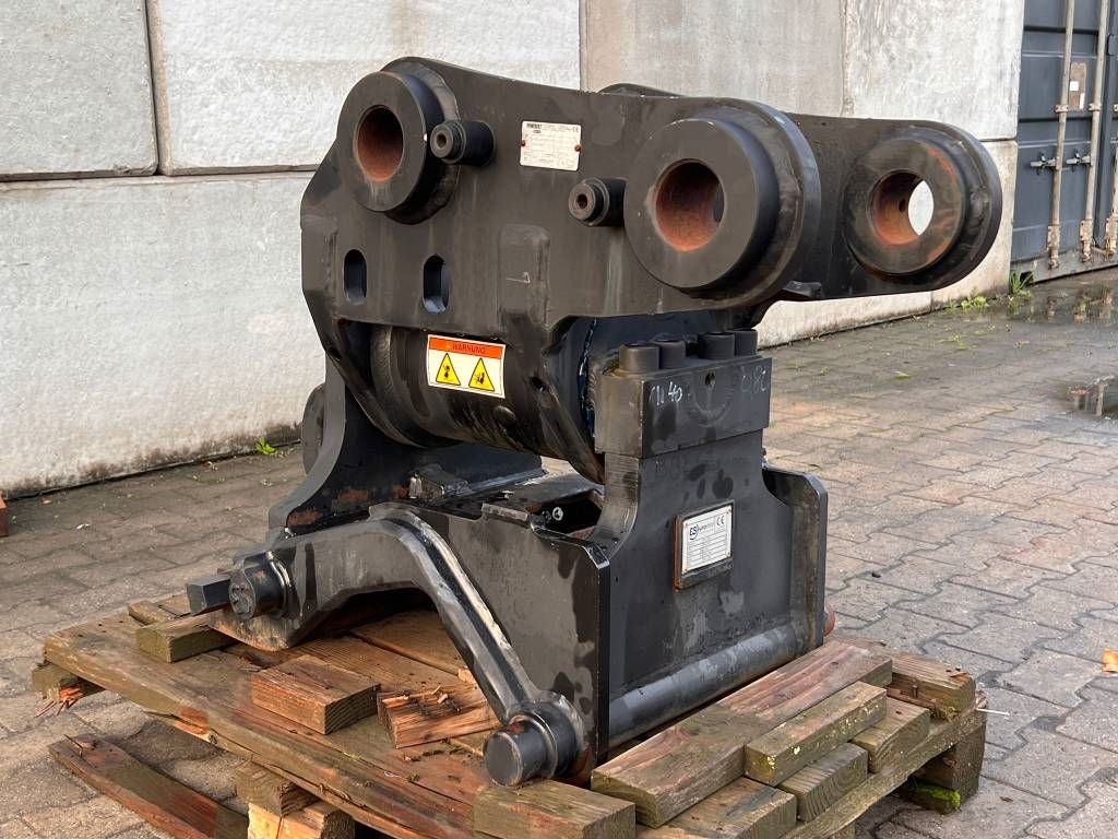 Eurosteel Tiltcoupler Powertilt PT10 - CAT 320 - 323