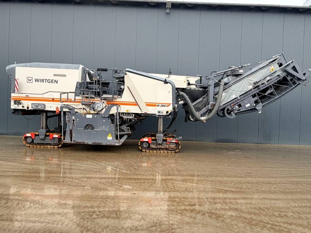 Wirtgen W200i