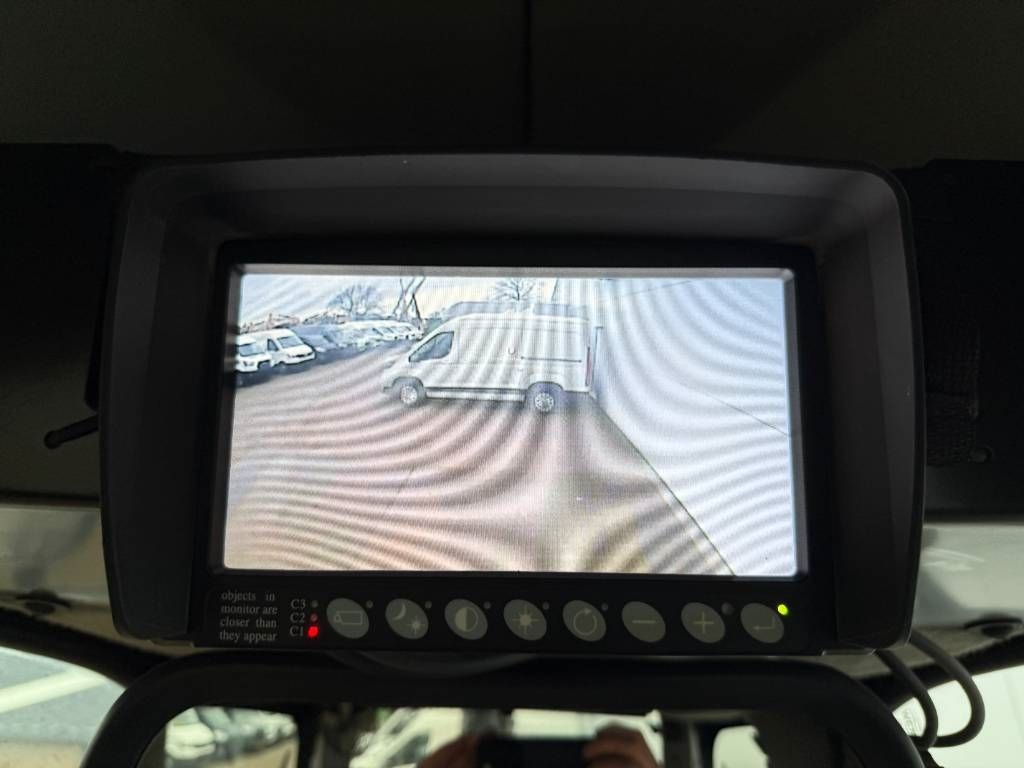 CAT 140M3 - Joysticks / 4.88m Blade / Camera