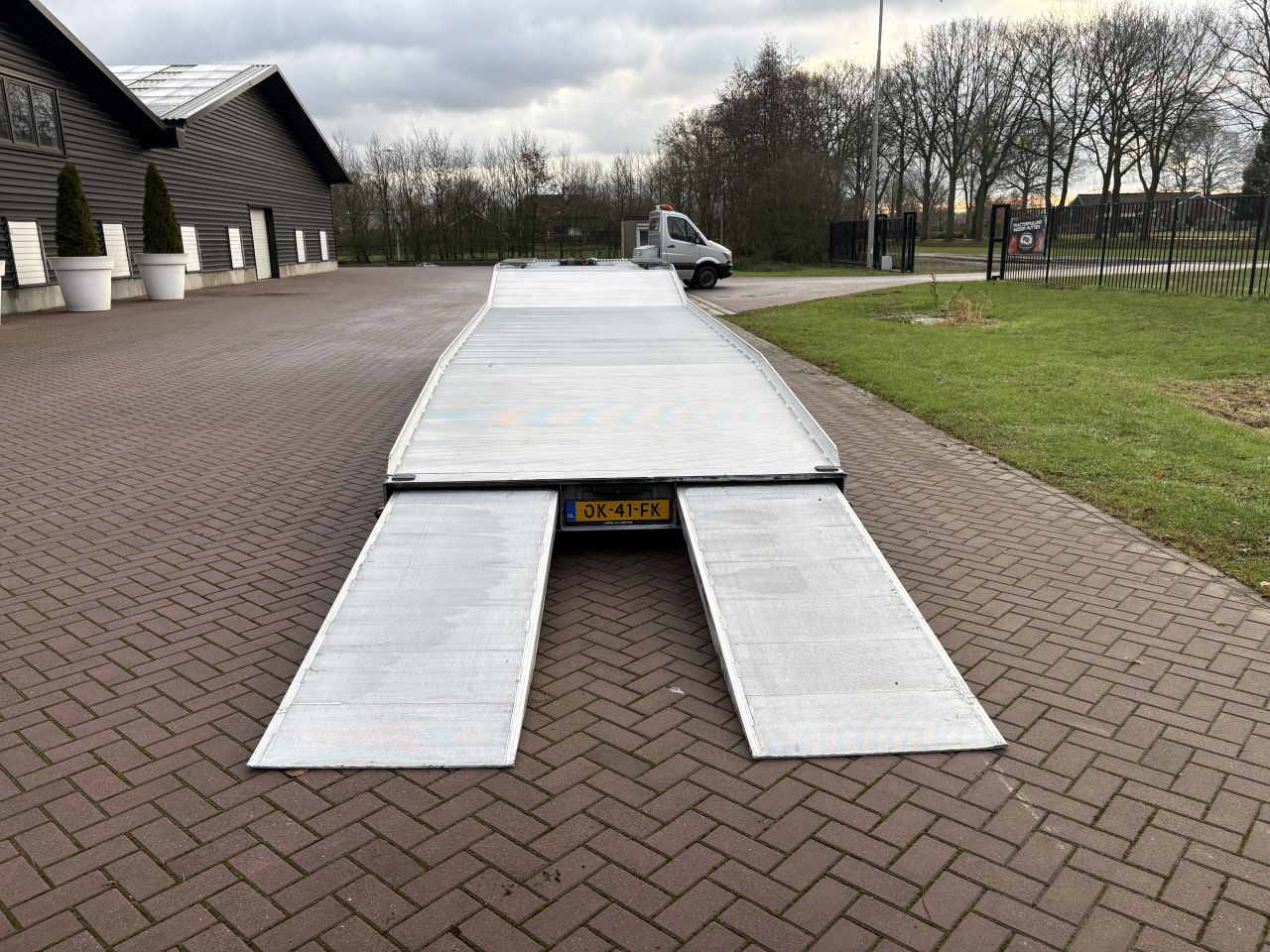 Be oplegger ambulance auto transporter 5.5 TON VELDHUIZEN