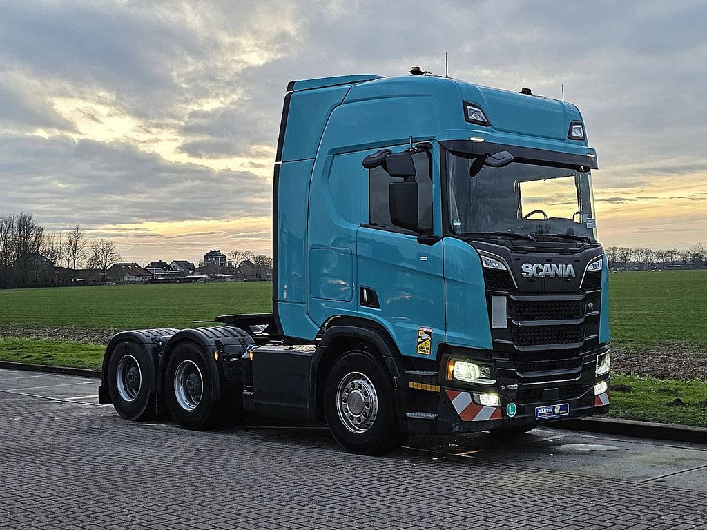 SCANIA R580