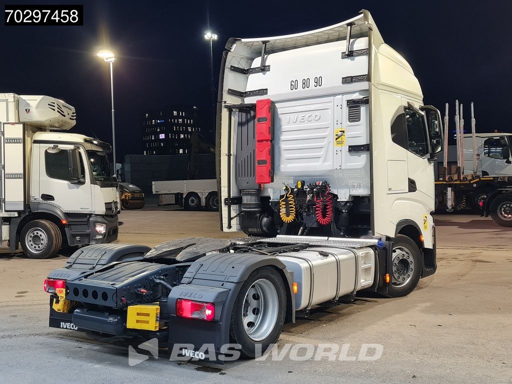 Iveco S-Way 460 4X2 Retarder Standairco Mega 2xTanks Navi ACC Euro 6