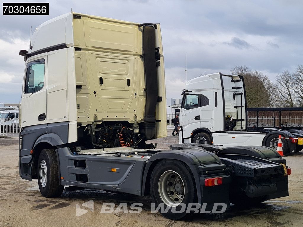 Mercedes Actros 1845 4X2 GigaSpace 2xTanks Retarder MirrorCam Navi Euro 6