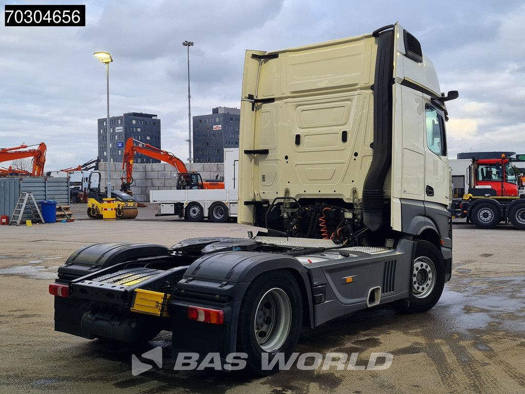 Mercedes Actros 1845 4X2 GigaSpace 2xTanks Retarder MirrorCam Navi Euro 6