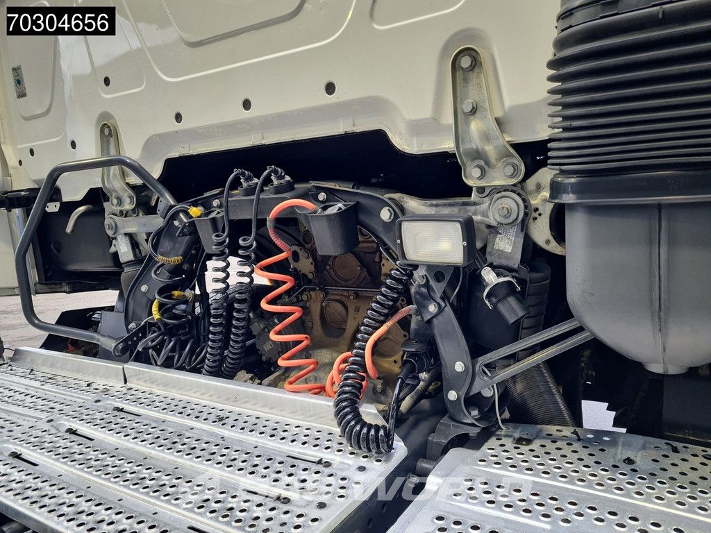 Mercedes Actros 1845 4X2 GigaSpace 2xTanks Retarder MirrorCam Navi Euro 6