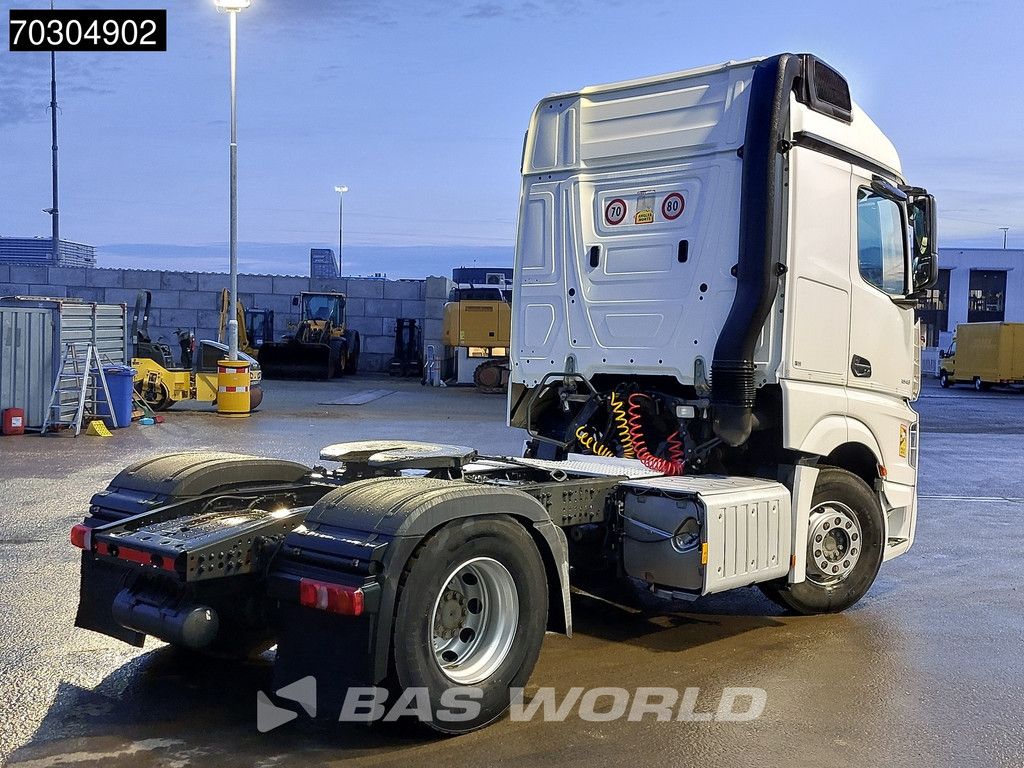 Mercedes Actros 1845 4X2 StreamSpace PTO ADR