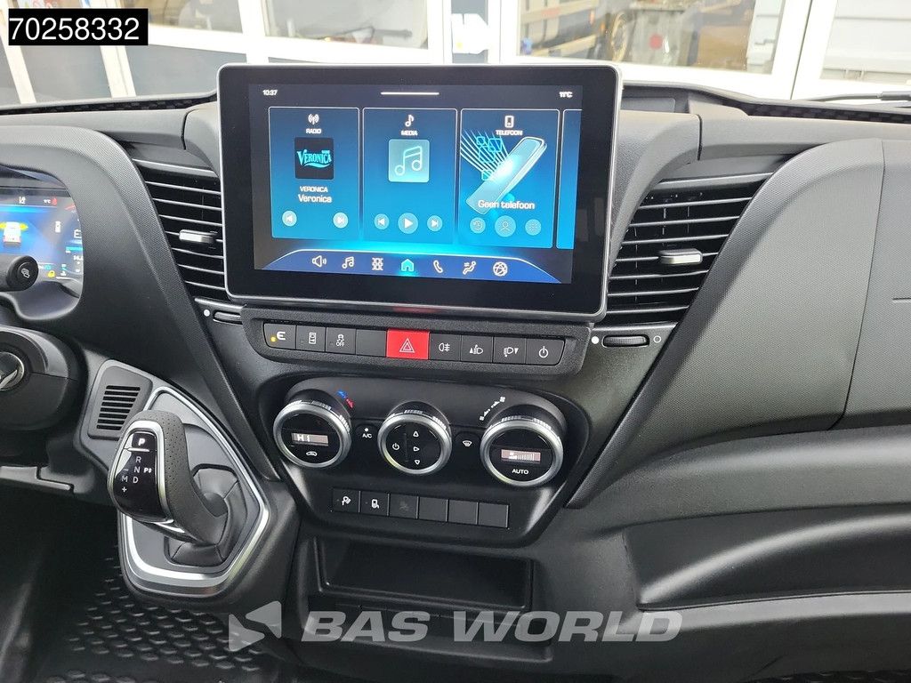 Iveco Daily 35S21 BPM VRIJ! 3.0L Automaat 210PK L3H2 2025-Model 3,5t Trekvermogen ACC LED CarPlay Camera Parkeersensoren Velgen 16m3 Euro6 L4H2 16m3 A/C