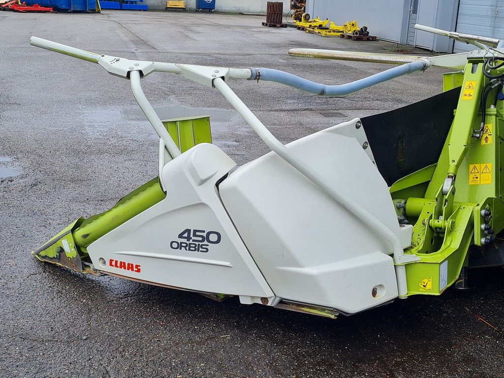 Claas Orbis 450 rotary corn header