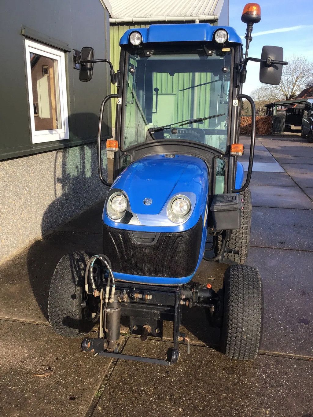 New Holland Mini trekker New Holland Boomer 25 hst