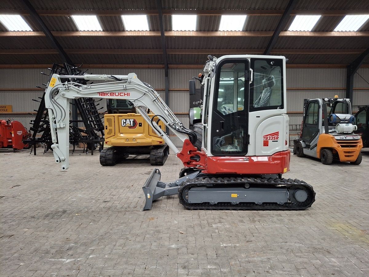 Takeuchi TB335R, BJ2025, minigraver, minikraan, Nieuw!