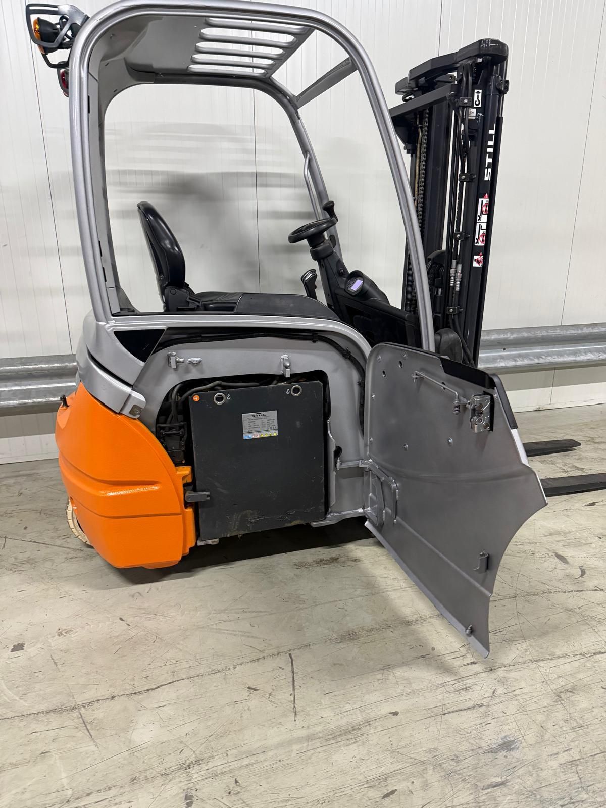 Still RX 20-18 bj 2016 triplo 4560mm 5400 uur.