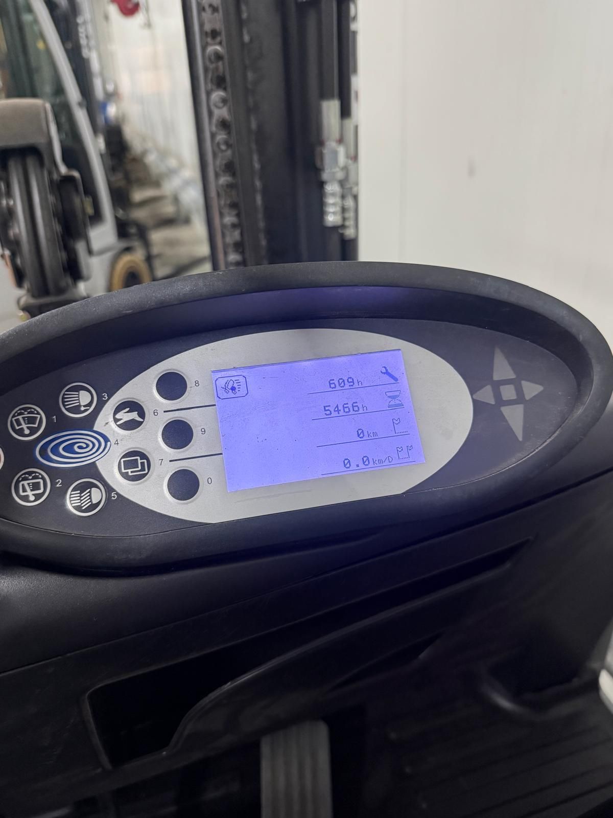 Still RX 20-18 bj 2016 triplo 4560mm 5400 uur.