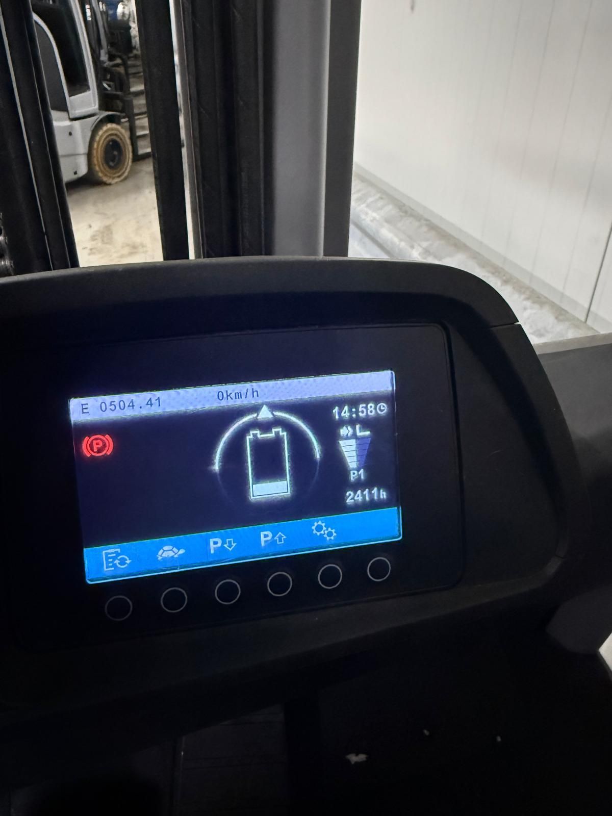 Heftruck Jungheinrich type EFG 215 bj 2018 2411 uur