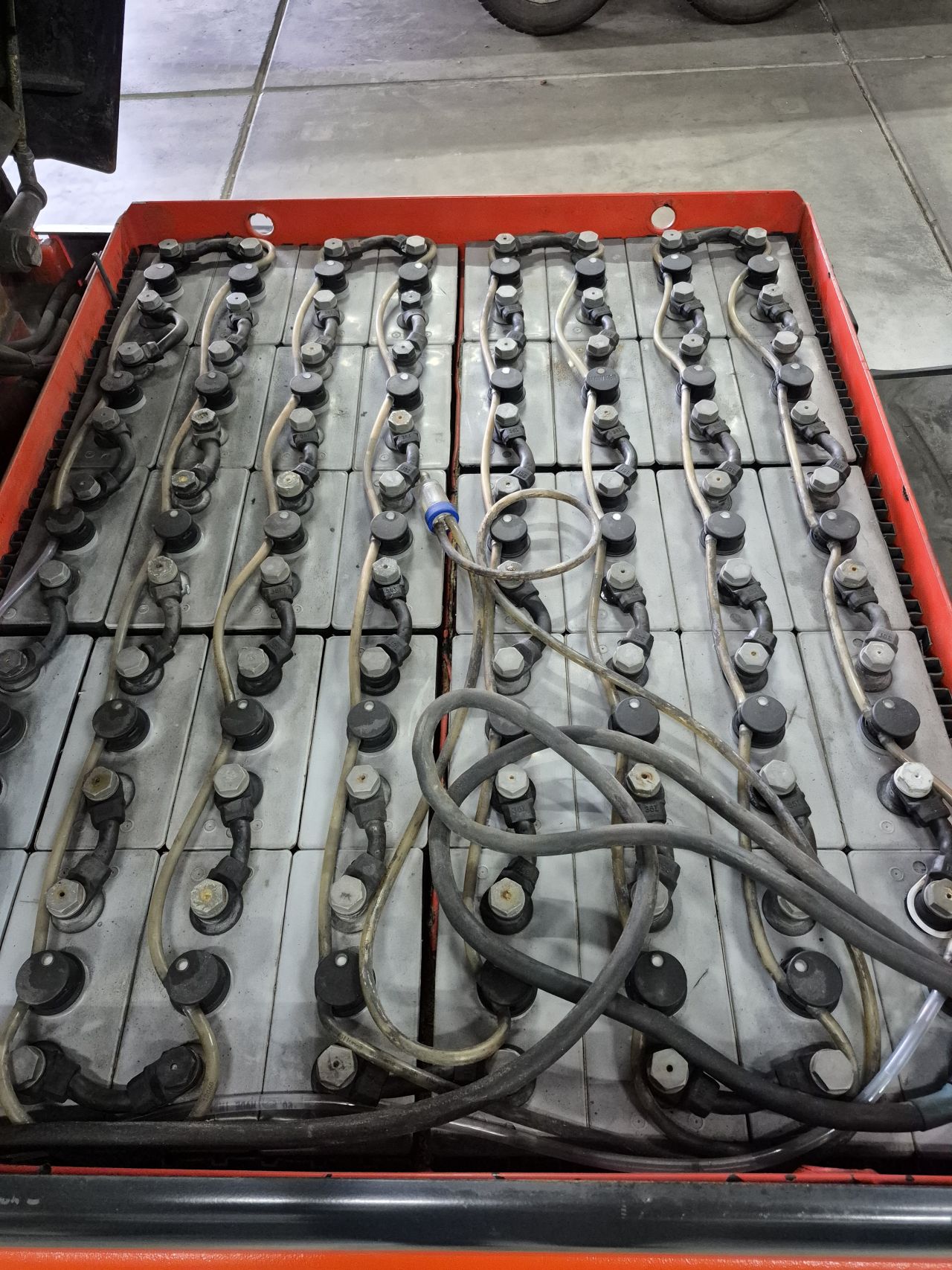 Linde E25L-01 triplex sideshift vorkversteller bj 2016 9036 uur