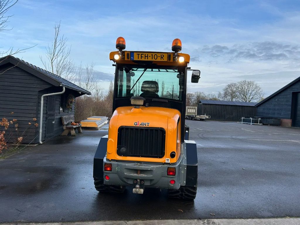 Giant V5003 X-tra HD