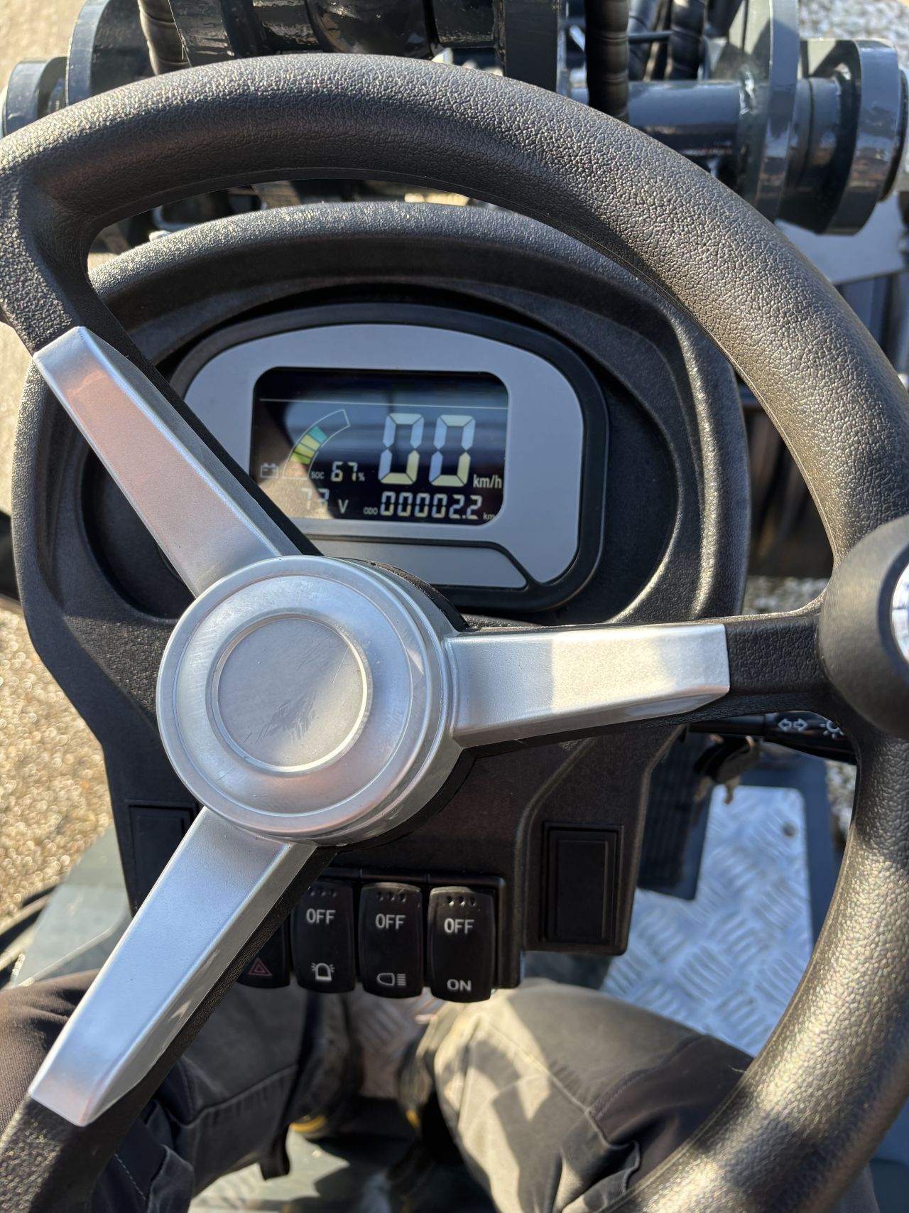 Cmh shovel loader elektrisch