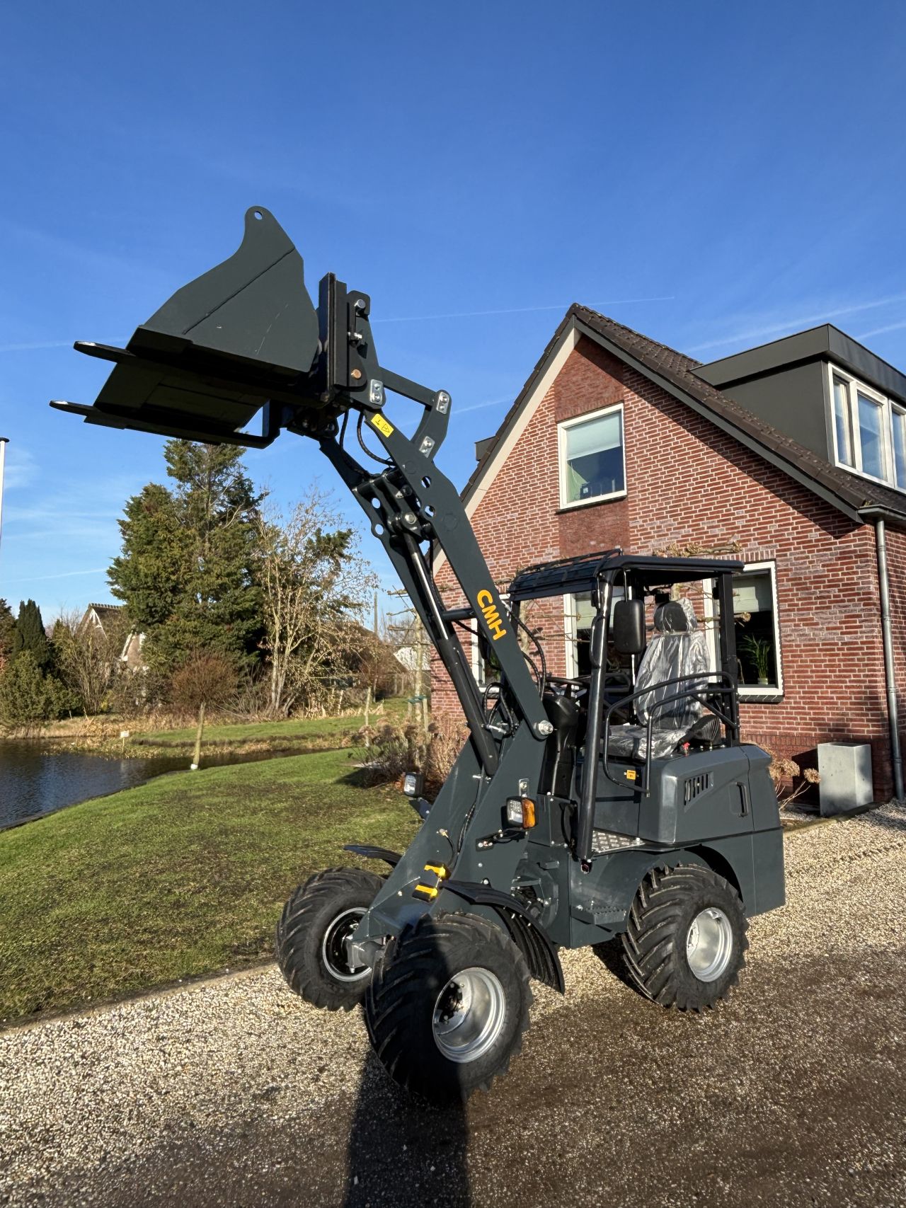 Cmh shovel loader elektrisch