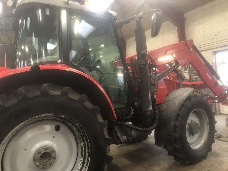 Massey Ferguson 6470 DYNA 6