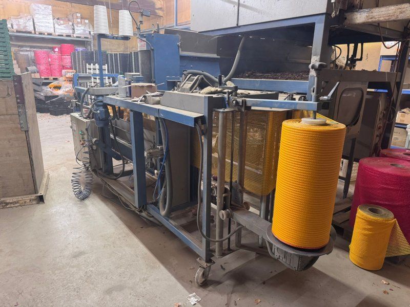 Upmann Waage + Nähstraße