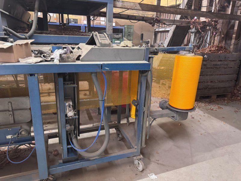 Upmann Waage + Nähstraße