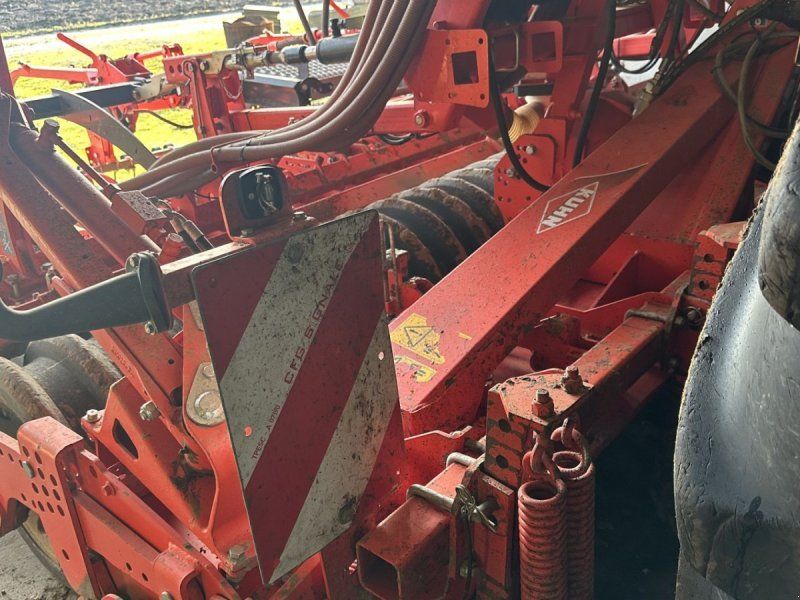 Kuhn hr4004 0g Combiliner LC4000. Kun sået 1.600 ha.