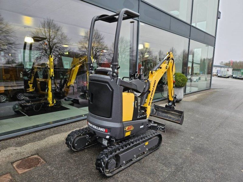 New Holland e12d