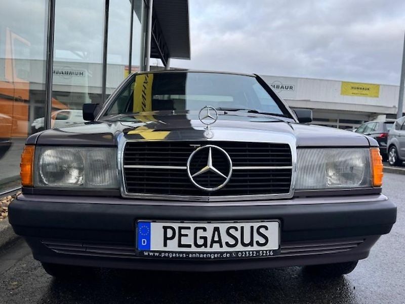 Mercedes Benz 190 D Oldtimer Limousine H- Kennzeichen PKW