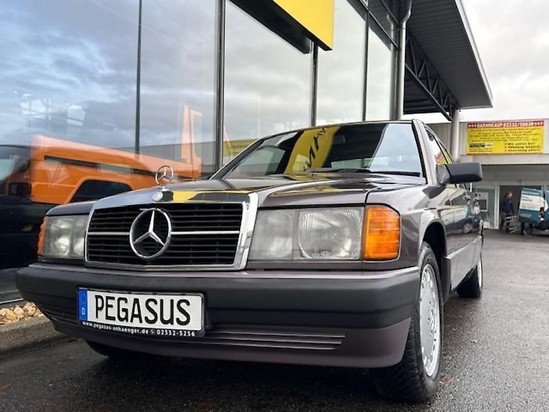Mercedes Benz 190 D Oldtimer Limousine H- Kennzeichen PKW