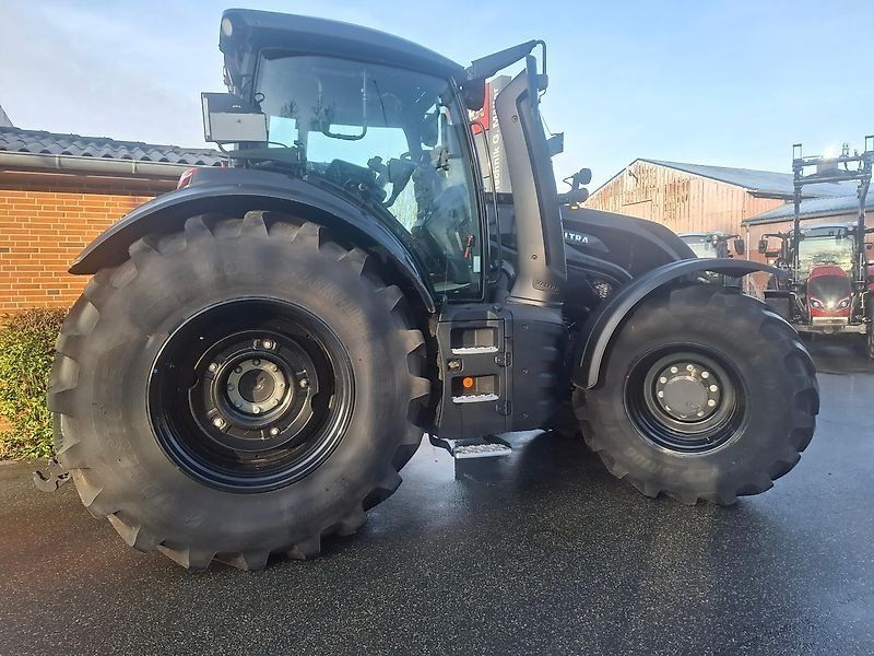 Valtra T215D