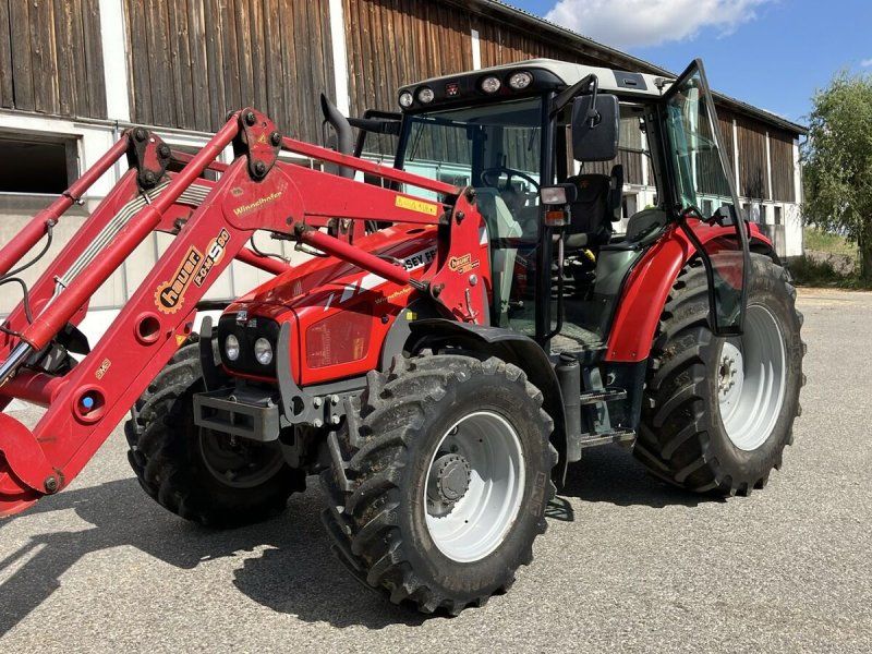 Massey Ferguson 5435 Dyna 4