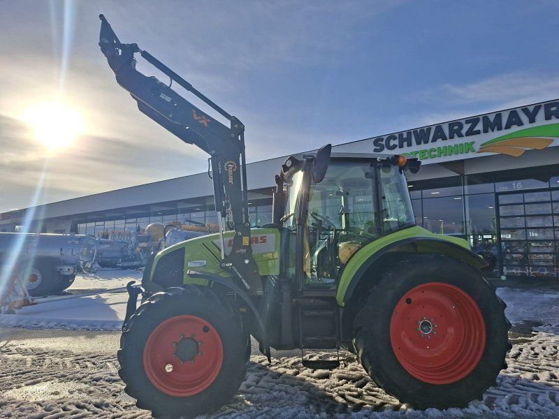 Claas Arion 440