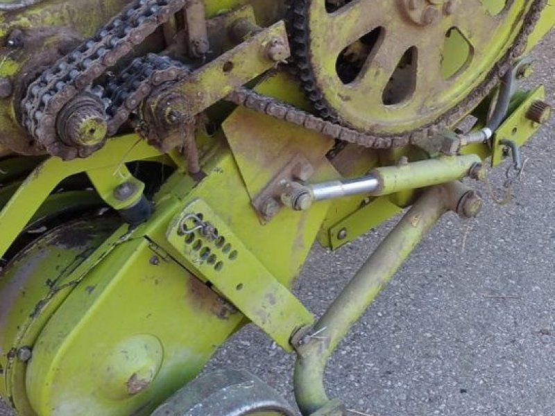 Claas Sprint   320 K