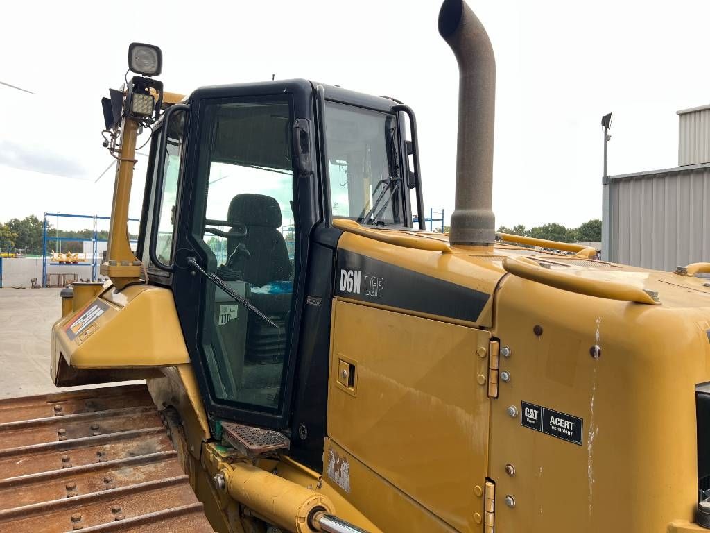 CAT D6N LGP