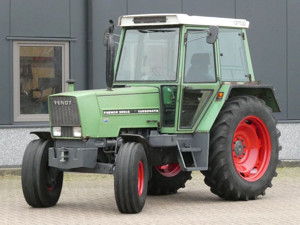 Fendt 305LS Turbomatik / 10549 Draaiuren / GOEDE VERSNELLINGSBAK